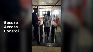 Стеклянный турникет для контроля доступа по отпечатку пальца